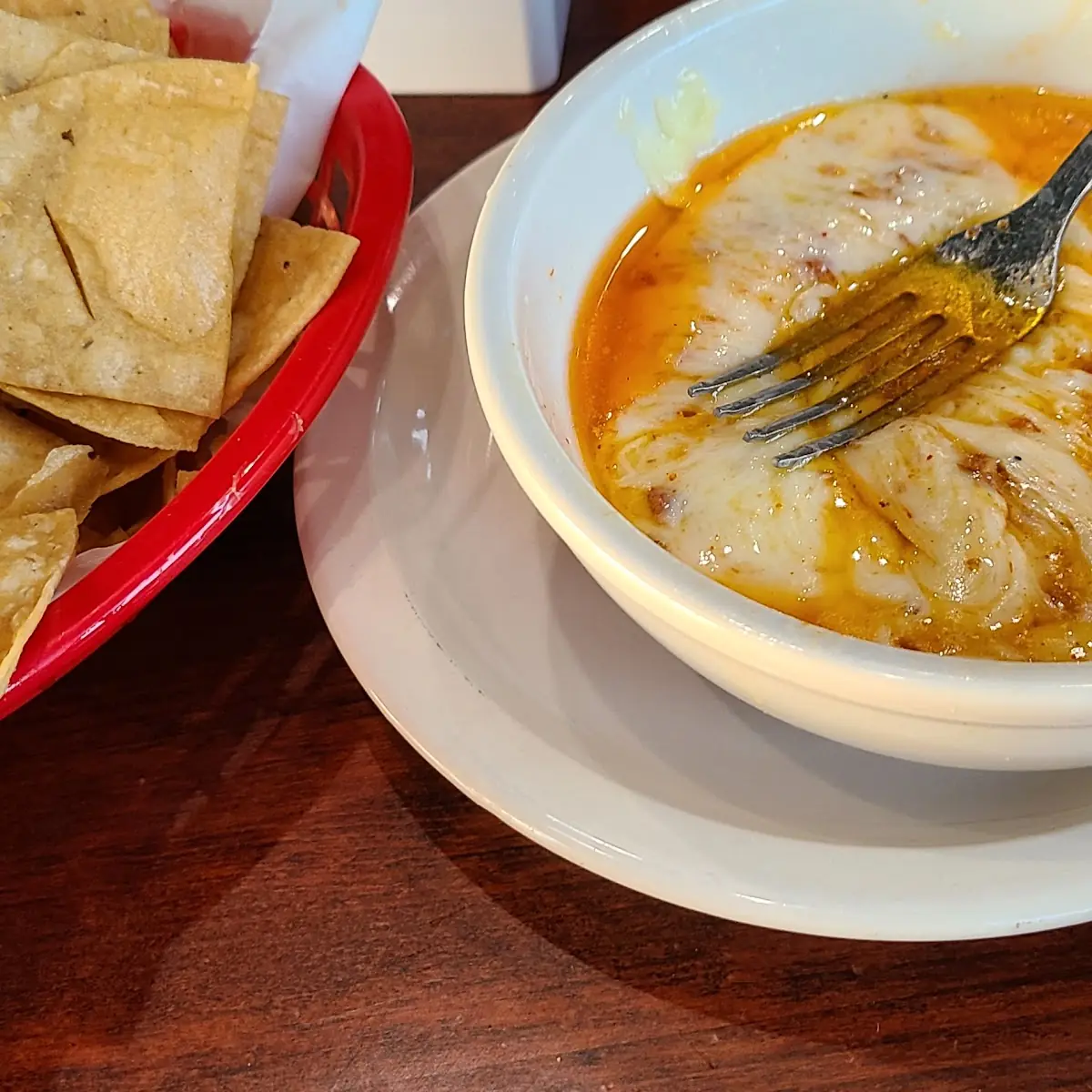 Queso Fundido Con Chorizo