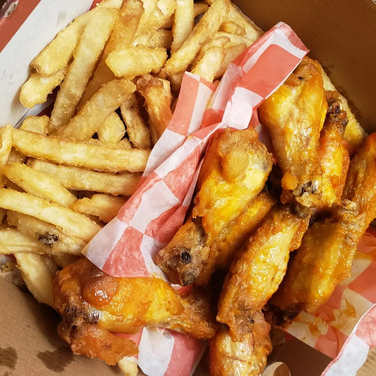 Buffalo Wings and Fries