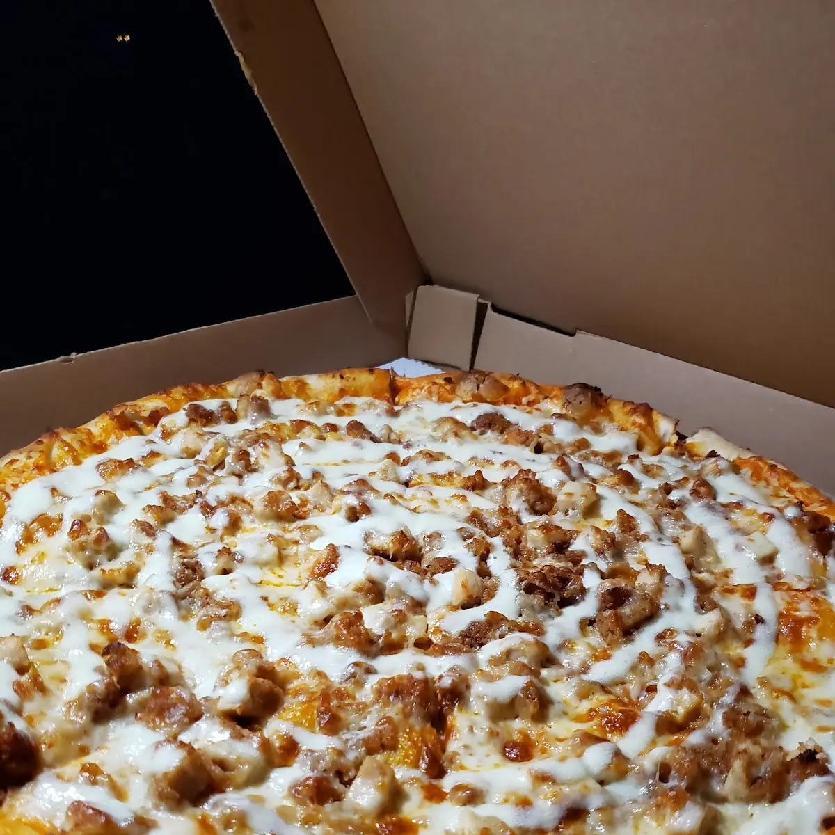 Large Buffalo Chicken Pizza