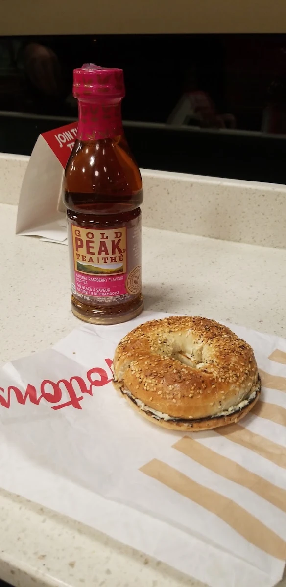 Everything Bagel with Herb and Garlic Cream Cheese and Iced Tea