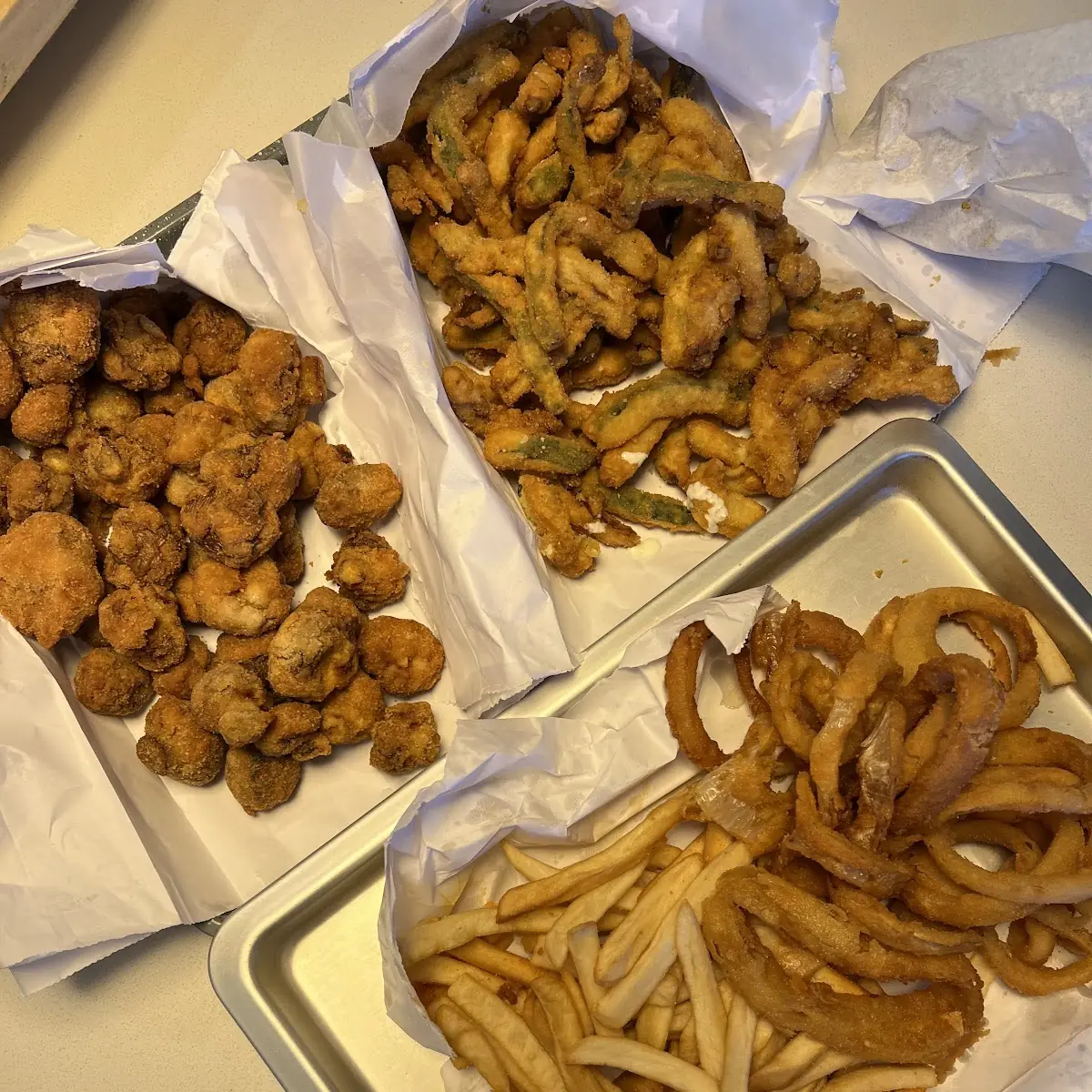 Onion Rings Fried Mushrooms