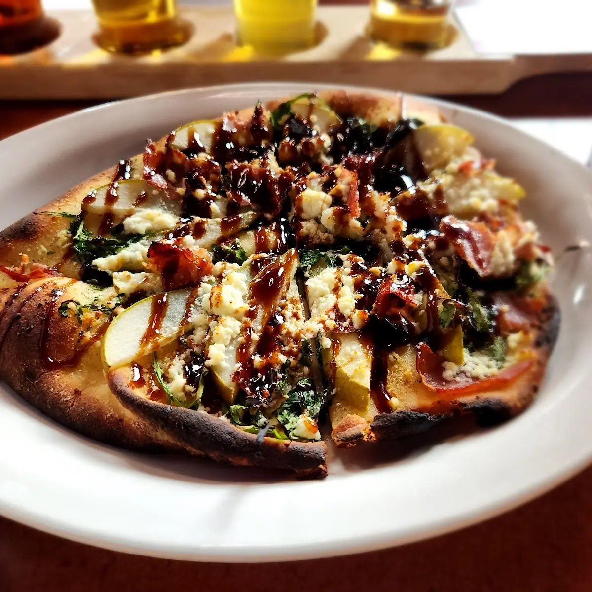 Pear & Prosciutto Pizza