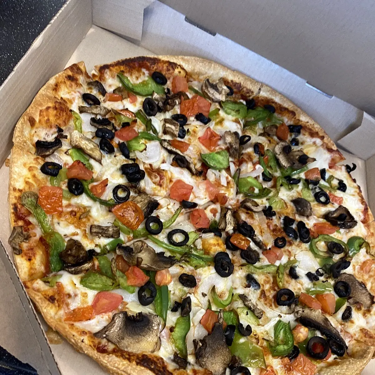 Thin Crust Veggie Lovers