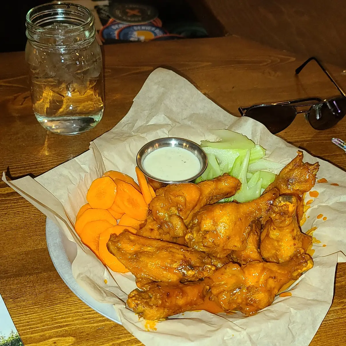 Chicken Wings with Buffalo Wings Sauce