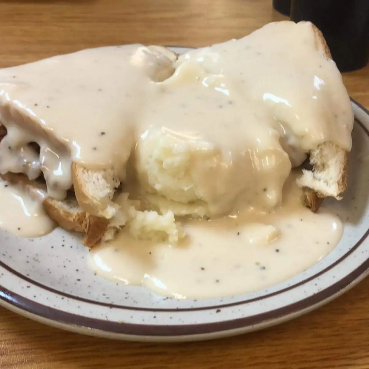 Country Sausage Gravy 'N Biscuits