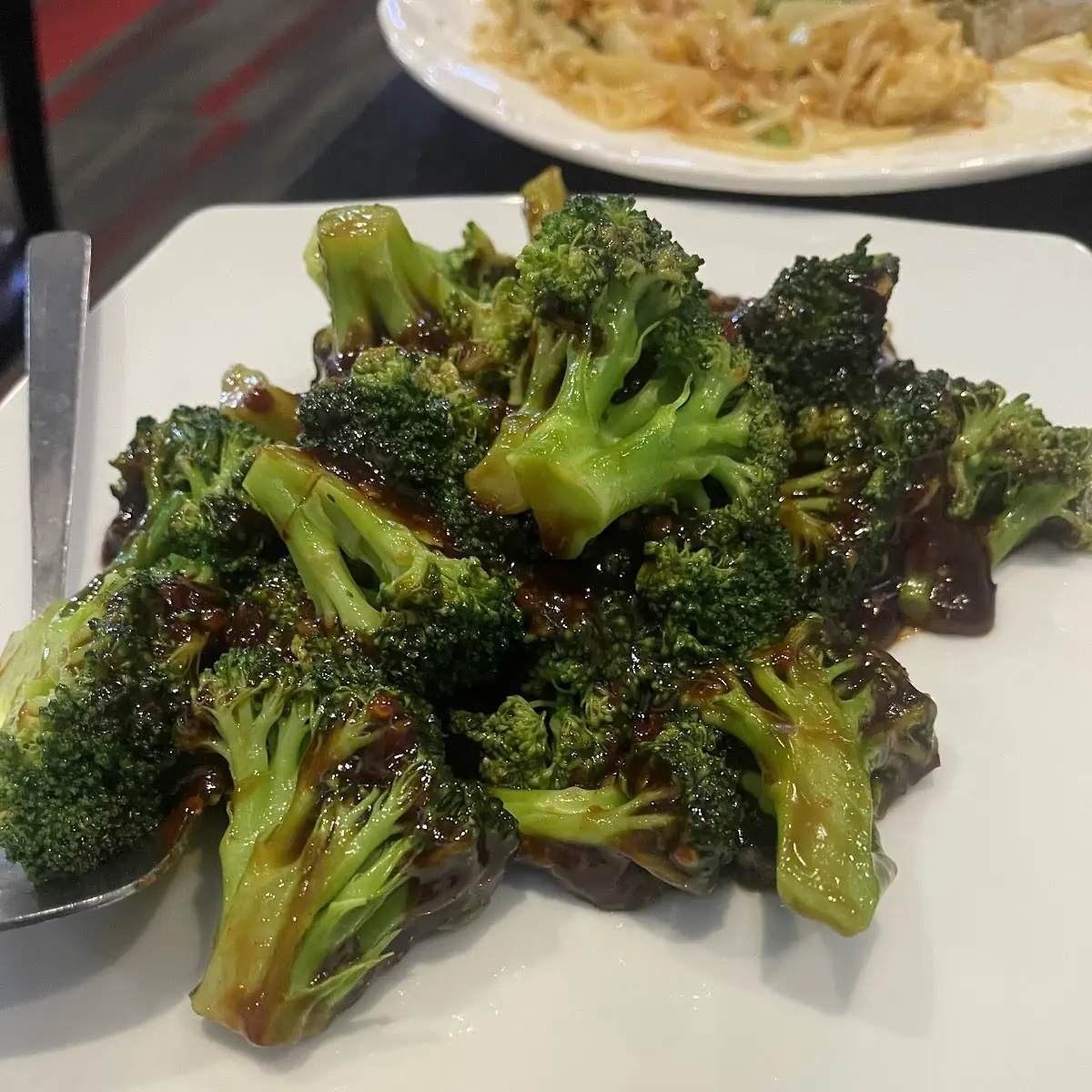 Broccoli Sautéed in Garlic Sauce