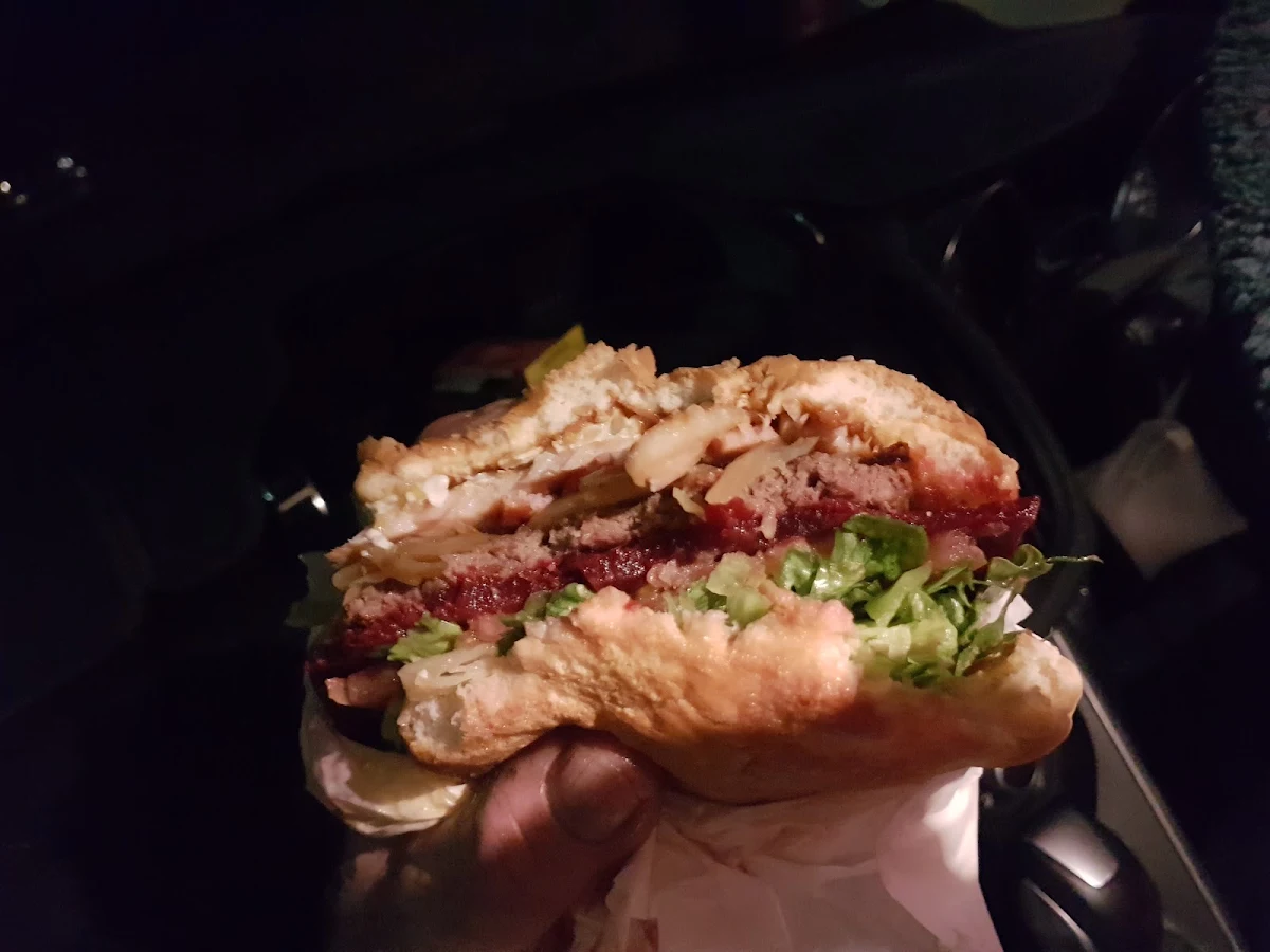 Hamburger, Saltwater Takeaway Toowoon Bay