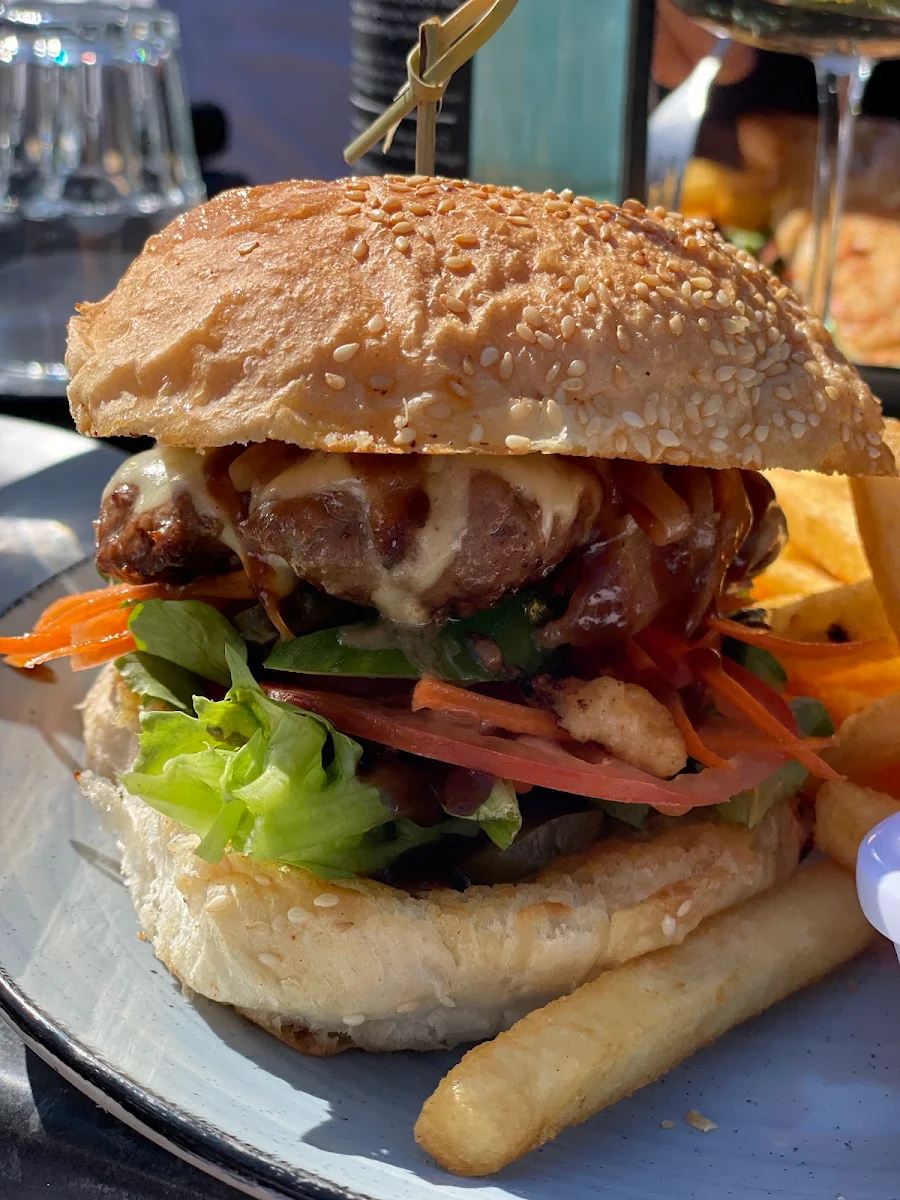 Fisherman's Burger, The Sands Seafood