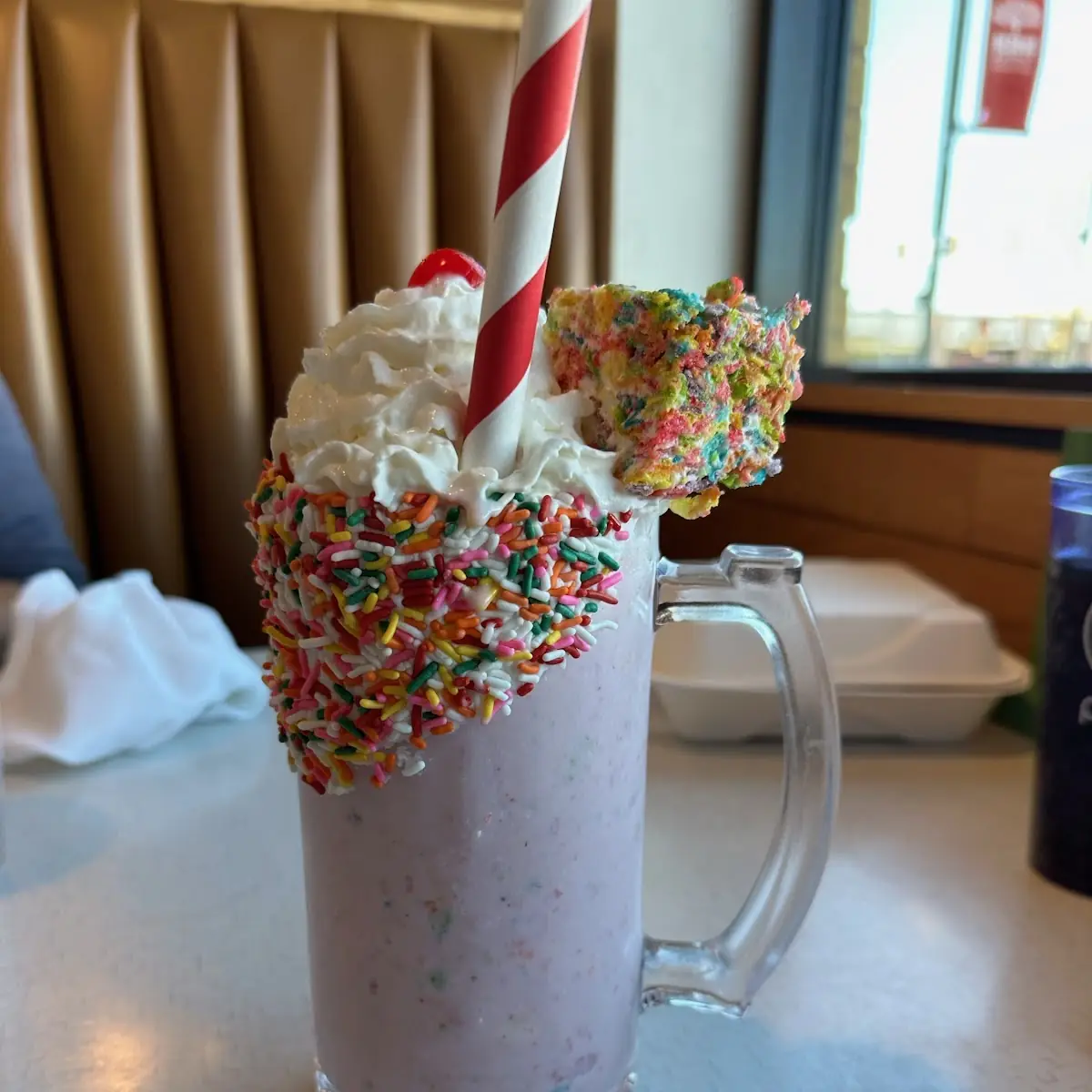 Sloth Strawberry Shake