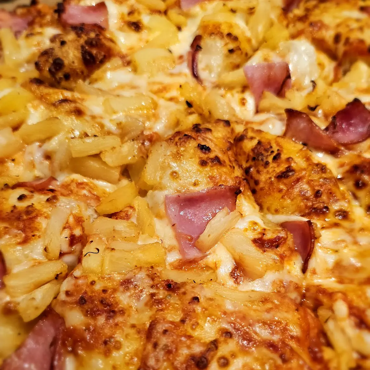 Hawaiian Pizza