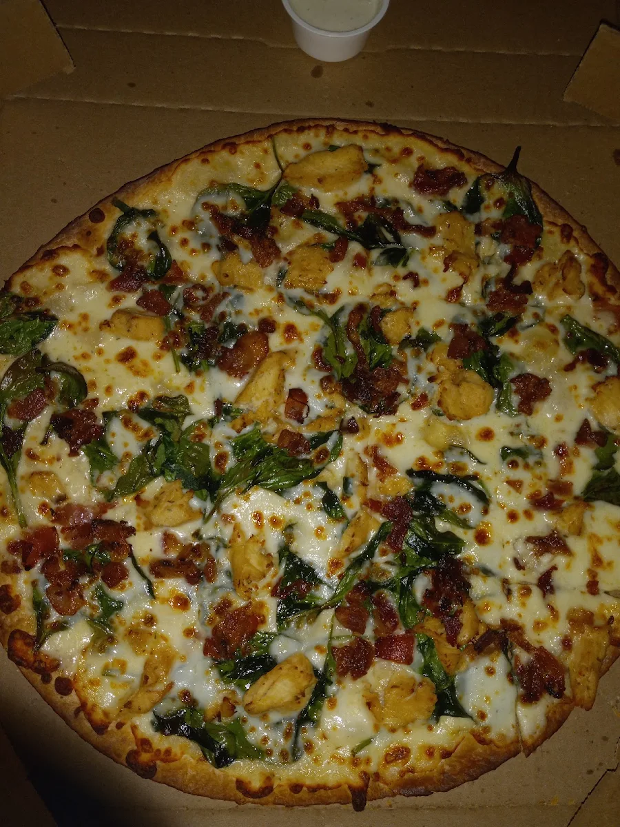 Thin Crust Alfredo Sauce Bacon Chicken Spinach