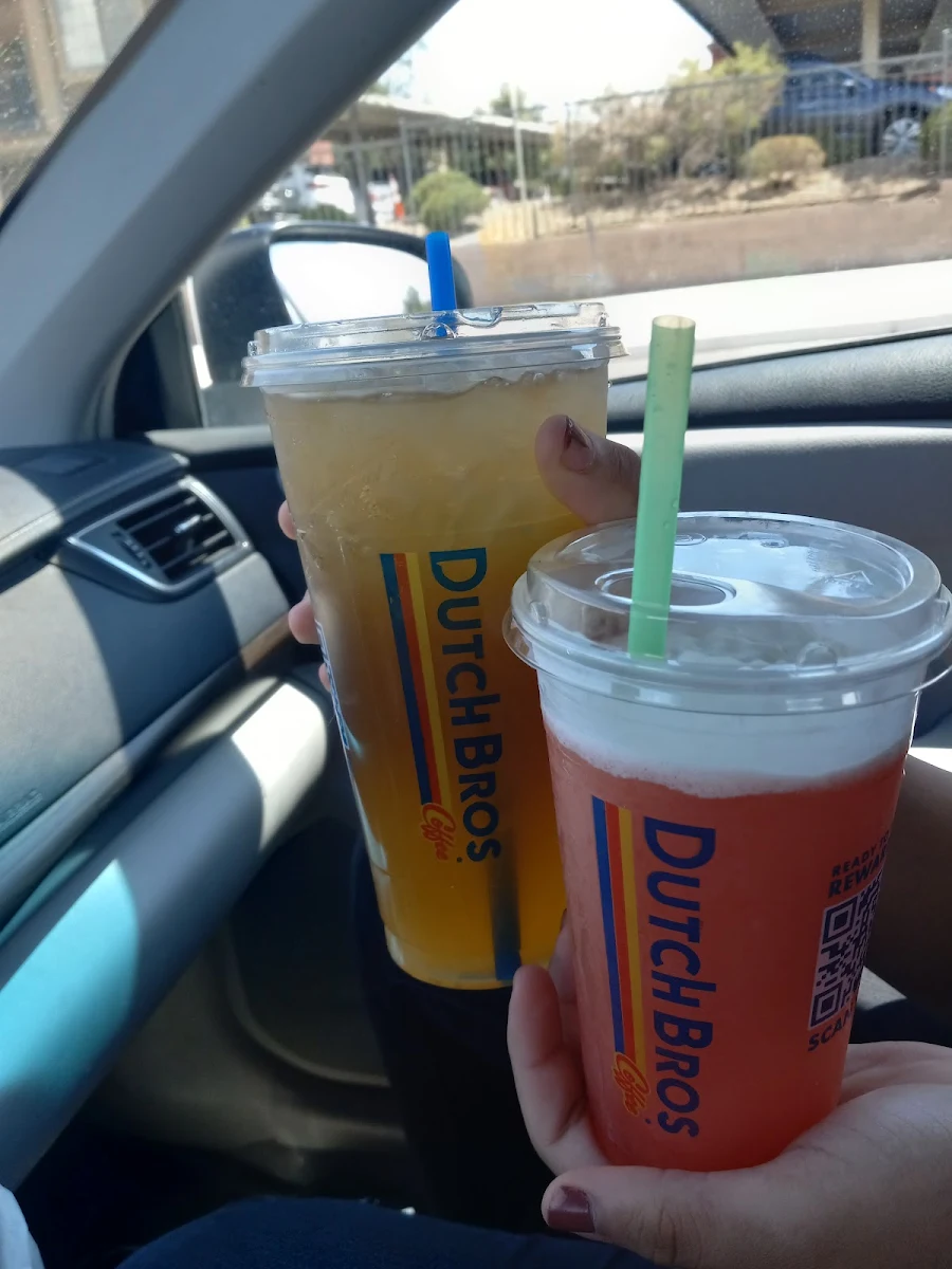 Mango Black Tea Lemonade