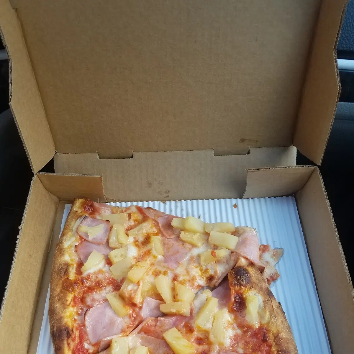 Hawaiian Pizza