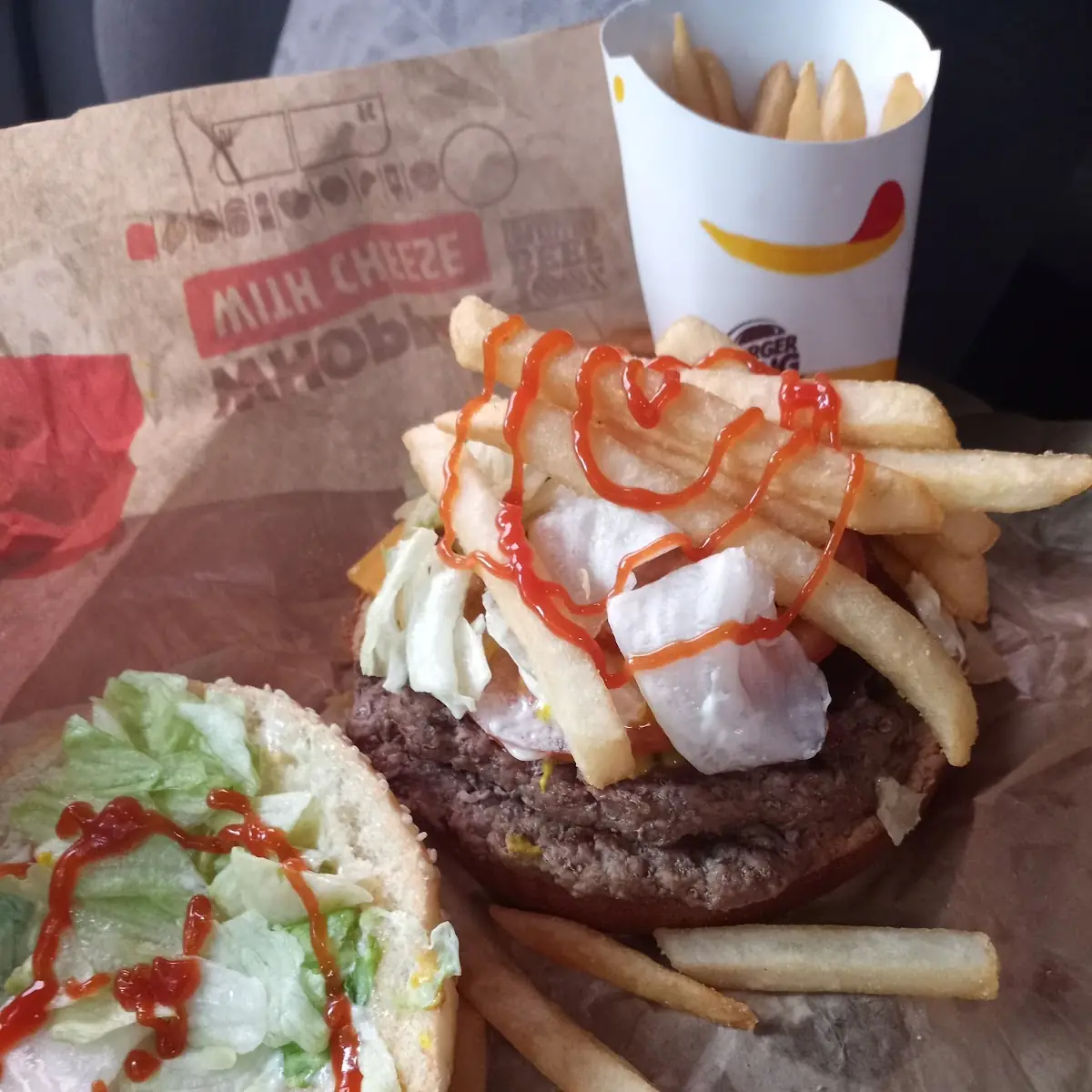 Hamburguesa Doble Con Papas Dentro