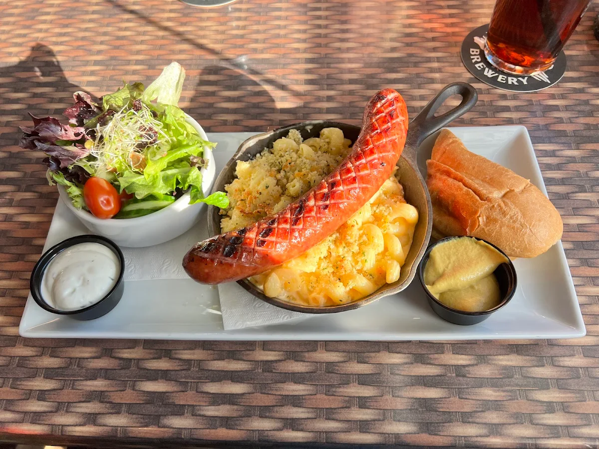 Farmers Mac & Cheese, Fort Pub & Grill