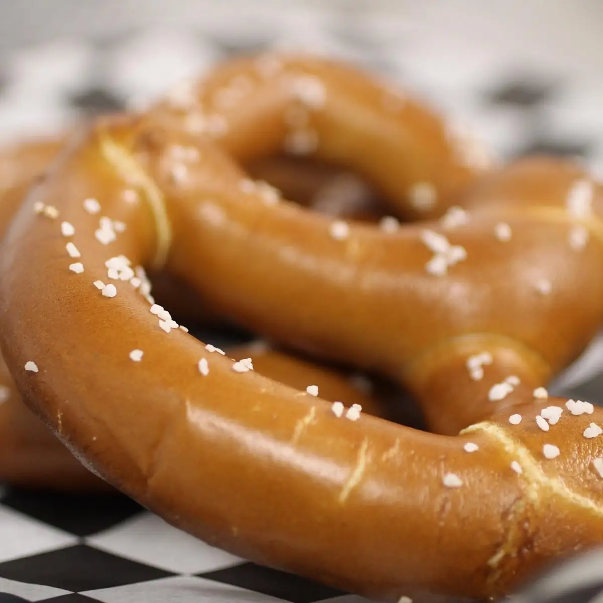 Pretzel w/Beer Cheese