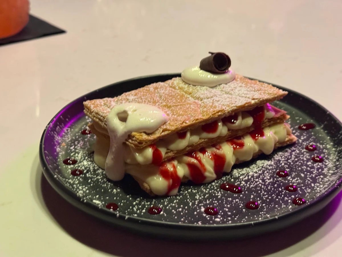 Mille Feuille, Bibi Bistro
