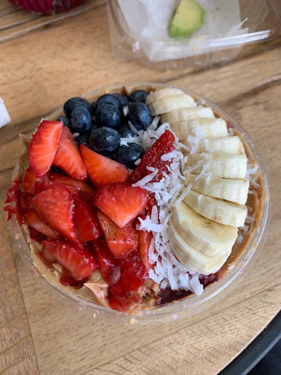 Açaí Bowl with Peanut Butter