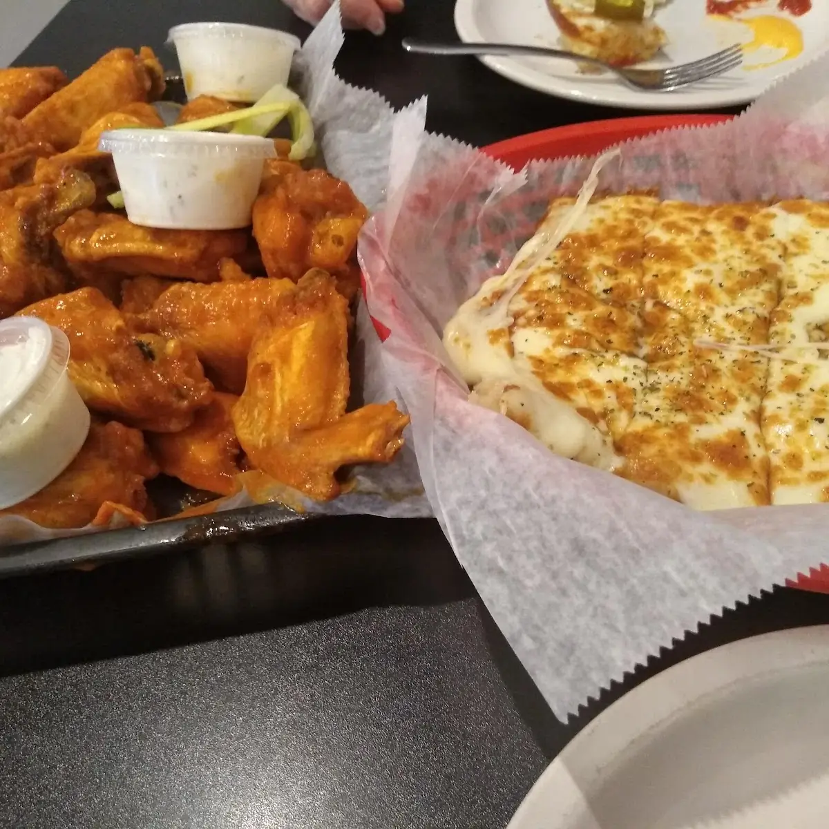 Chicken Wings and Cheese Bread