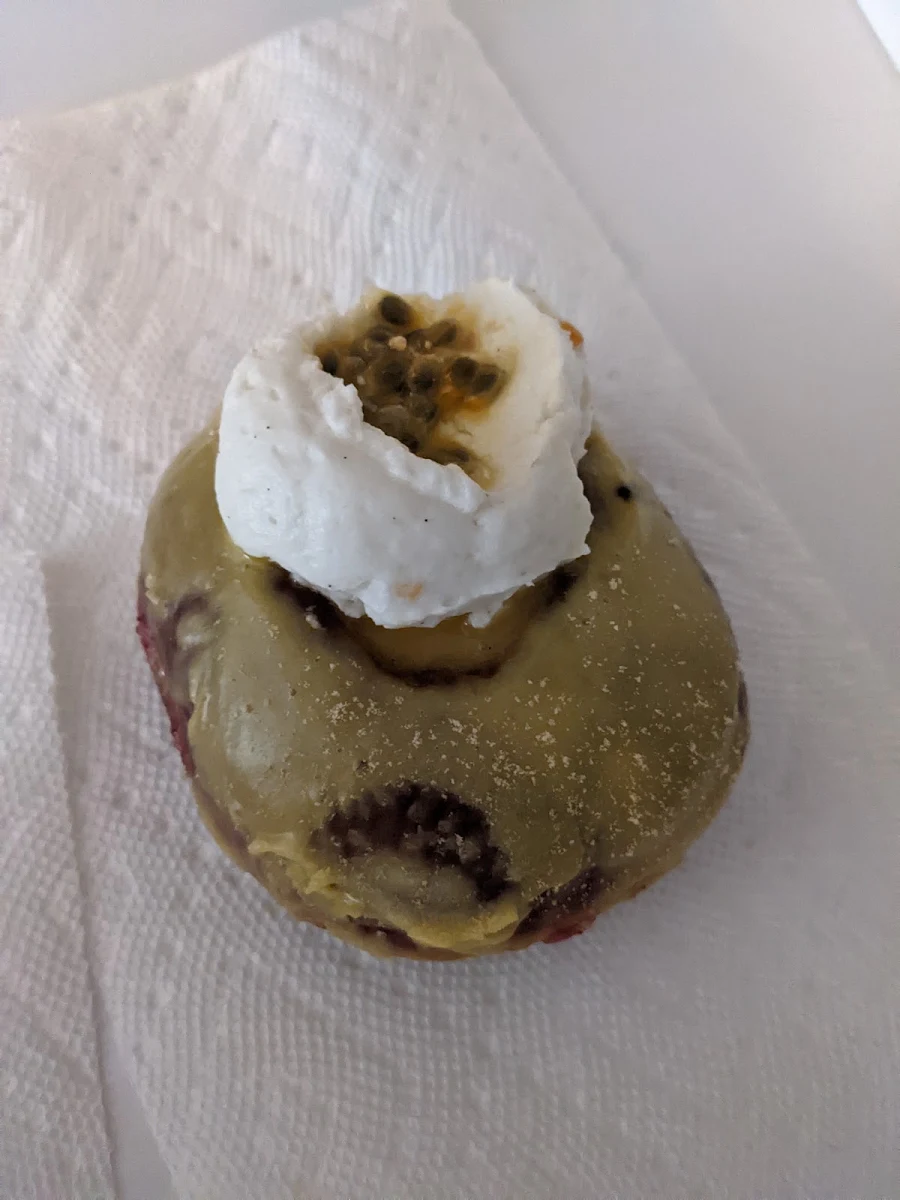 Passion Fruit Pavlova