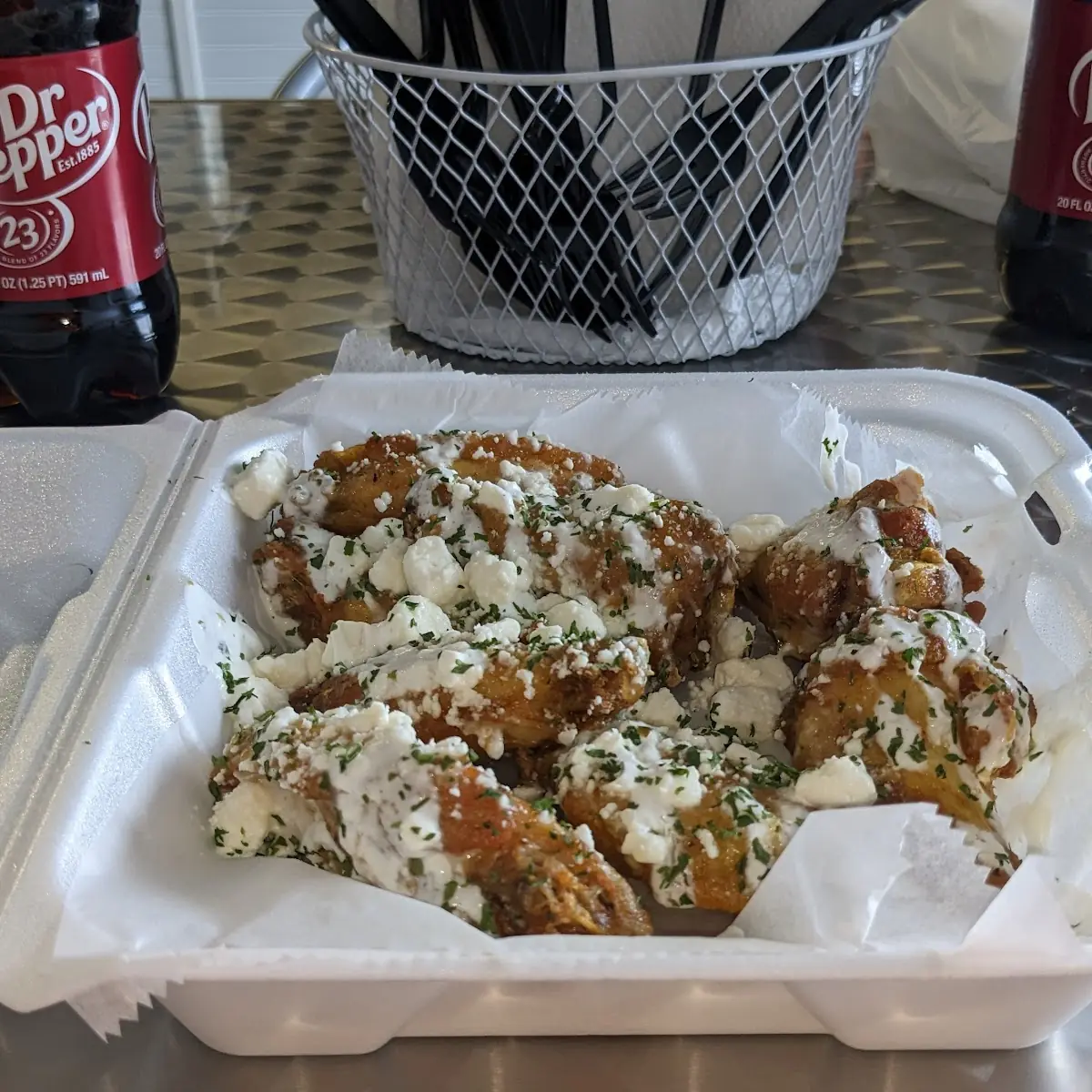 BBQ WINGS (8)