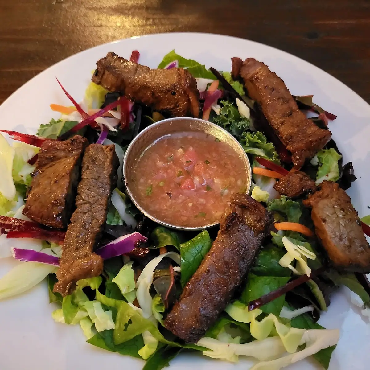Organic Salad with Beef Steak