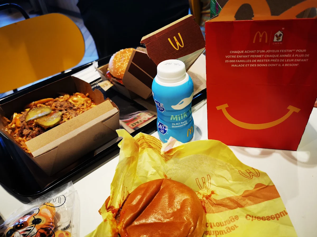 Hamburger Poutine Lait, McDonald's