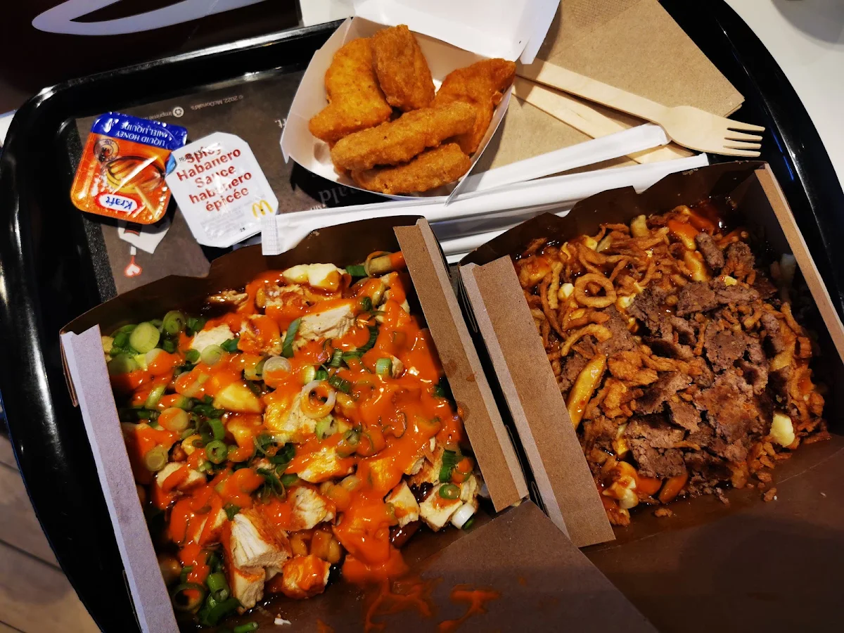 Nuggets de Poulet Et Poutine, McDonald's