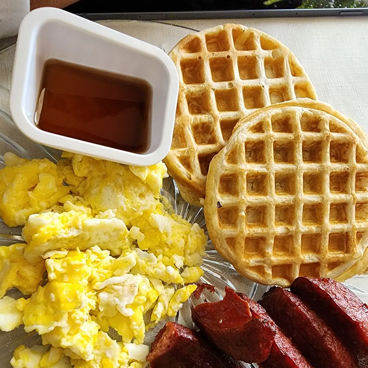 Kids 2 Mini Waffles & 1 Scrambled Egg