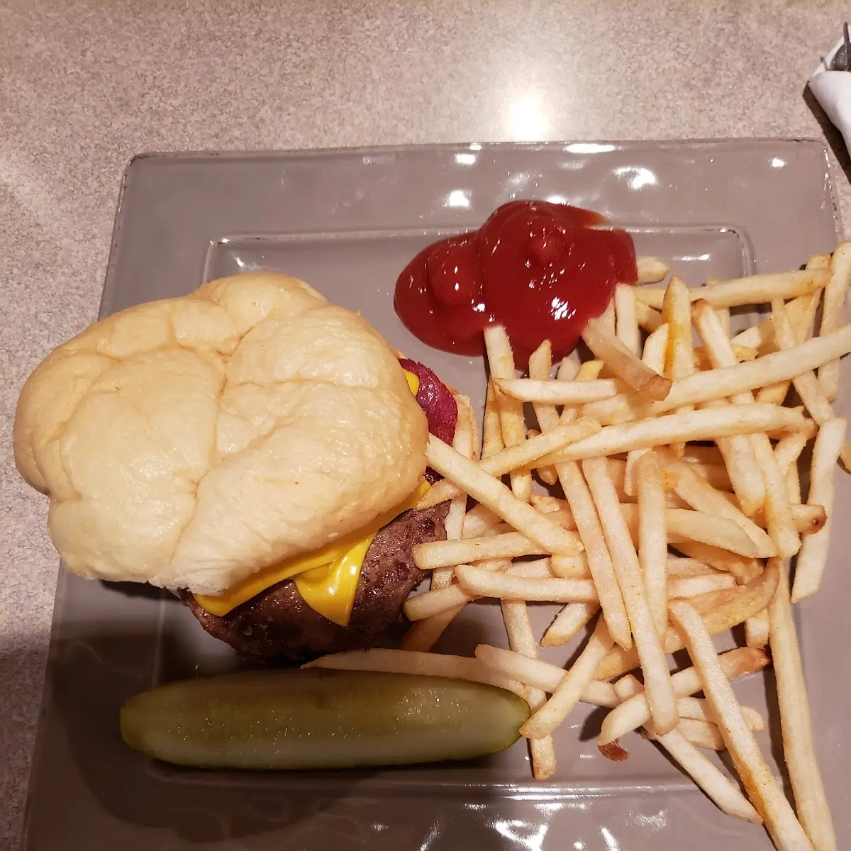 Bacon Cheeseburger with Fries