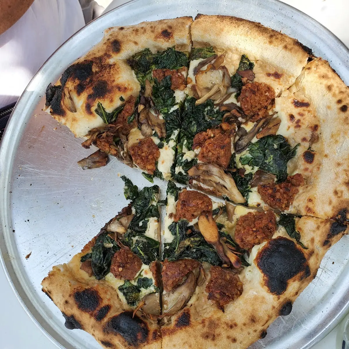 Truffled Mushroom Pizza with Meatballs
