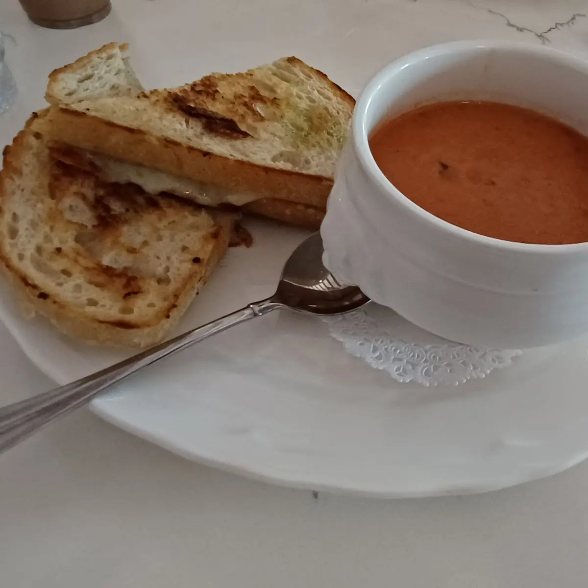 Grilled Cheese & Tomato Soup Duo Classique