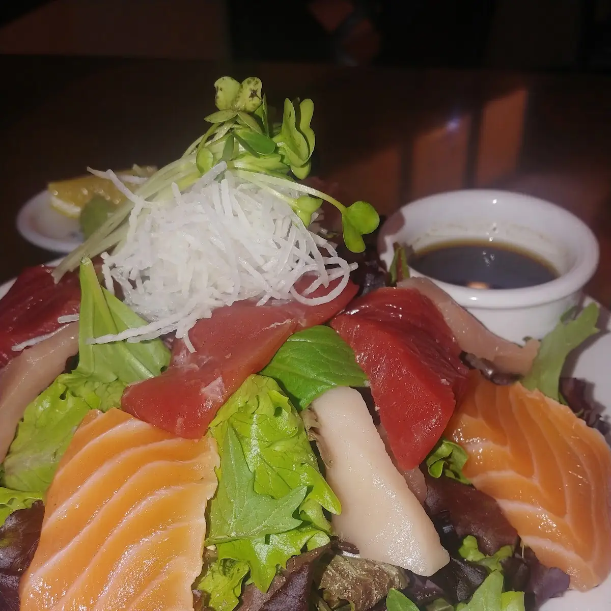 Sashimi Salad