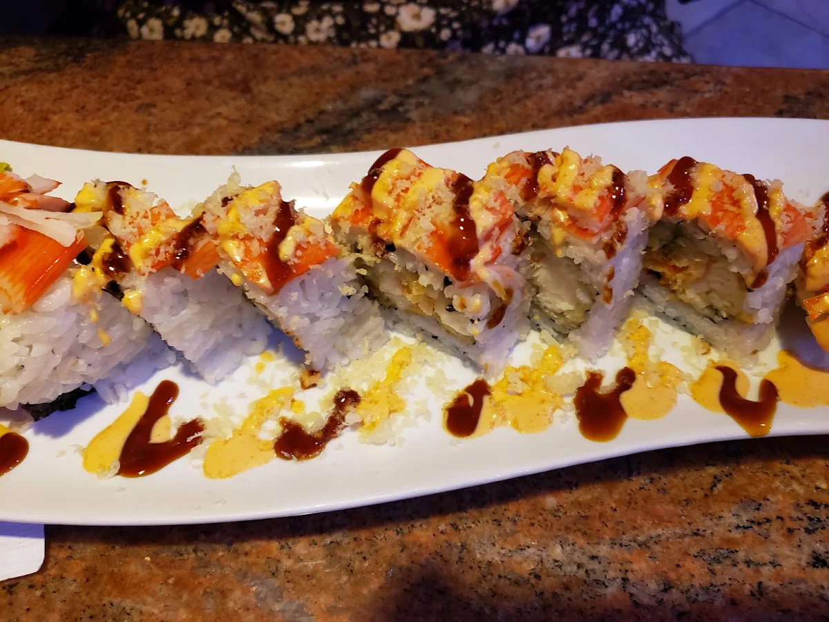 Salmon Roll and Manhattan Roll
