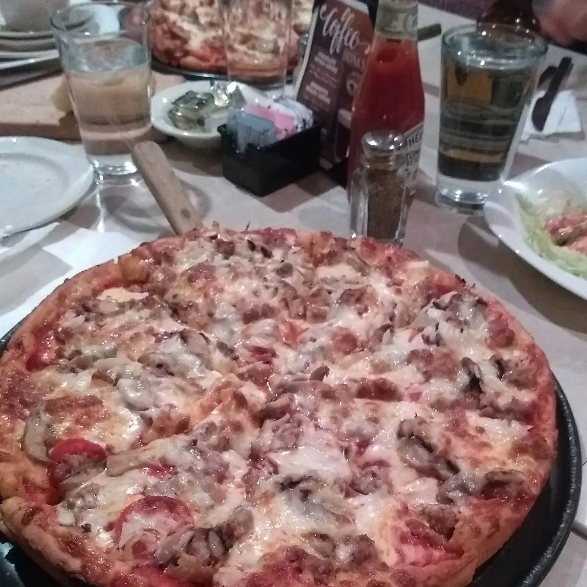 14 Inch Pizza