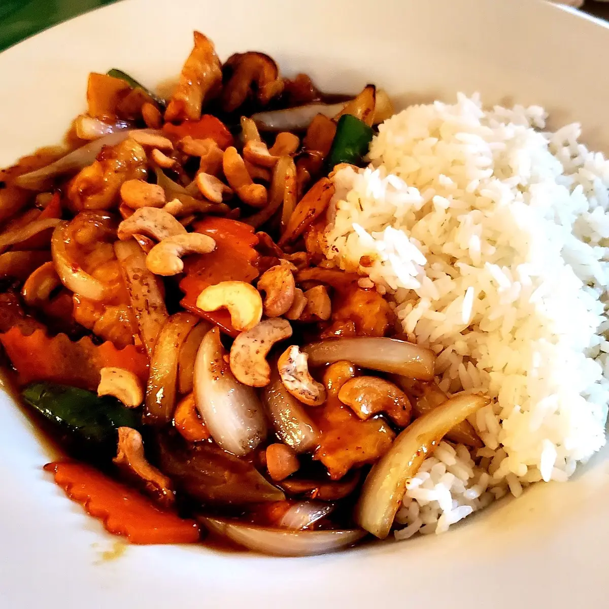 Cashew Chicken