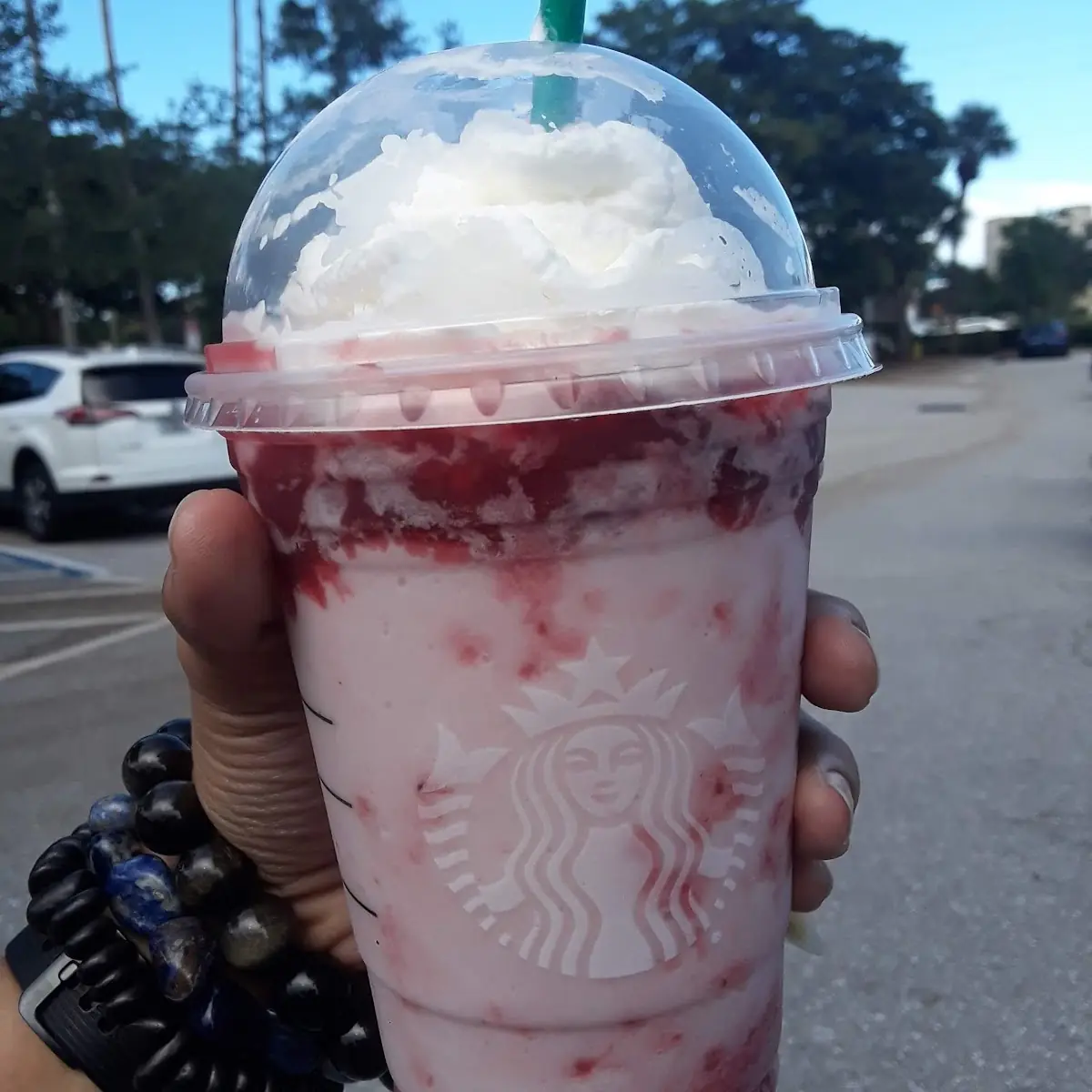 Strawberry Crème Frappuccino Blended Beverage
