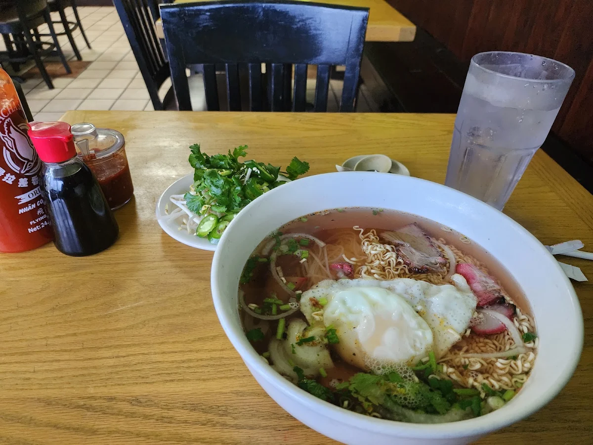 32 Ramen Noodle Soup