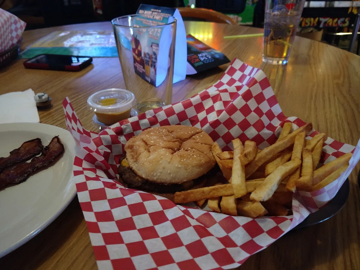 Bacon Cheeseburger with Fries