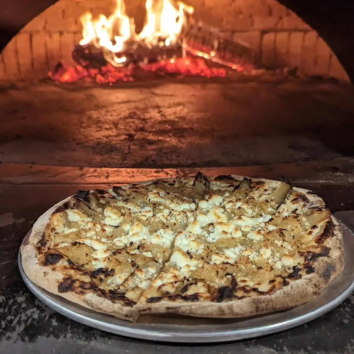 Roasted Pear and Marscapone Desert Pizza