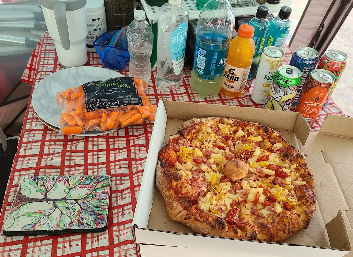 Hawaiian Pizza with Hot Peppers, Theos Pizzeria
