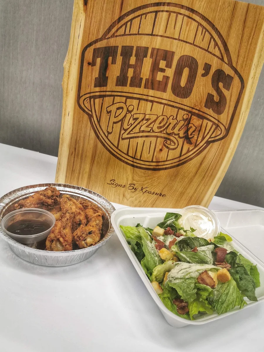 Highlights, Theos Pizzeria
