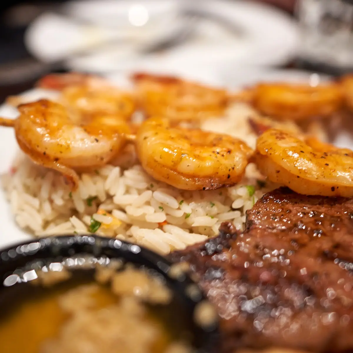 6oz Serloin Steak with Grilled Shrimp and Mashed Potatoes