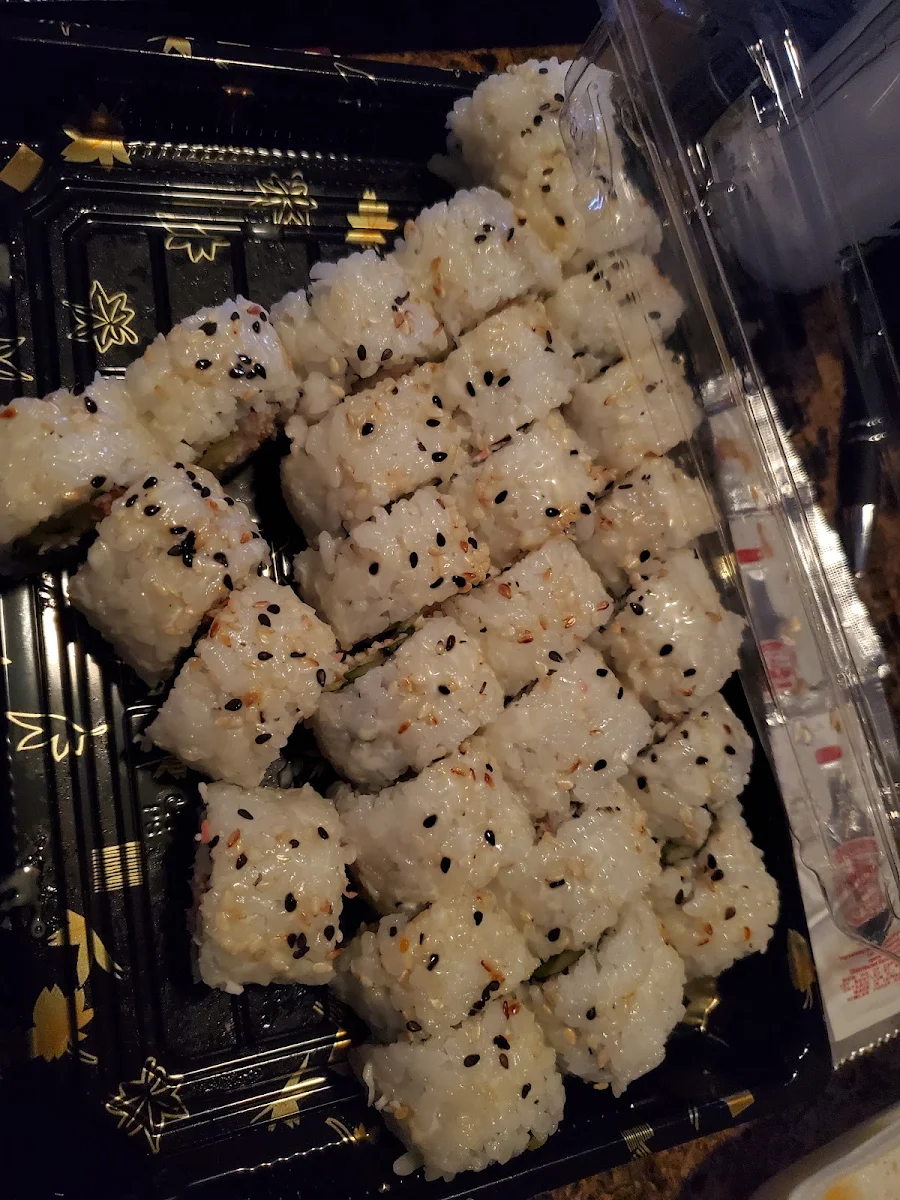 Egg Roll (1 pc)