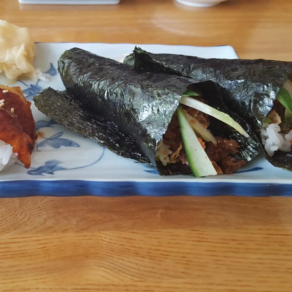 Salmon Skin Hand Roll