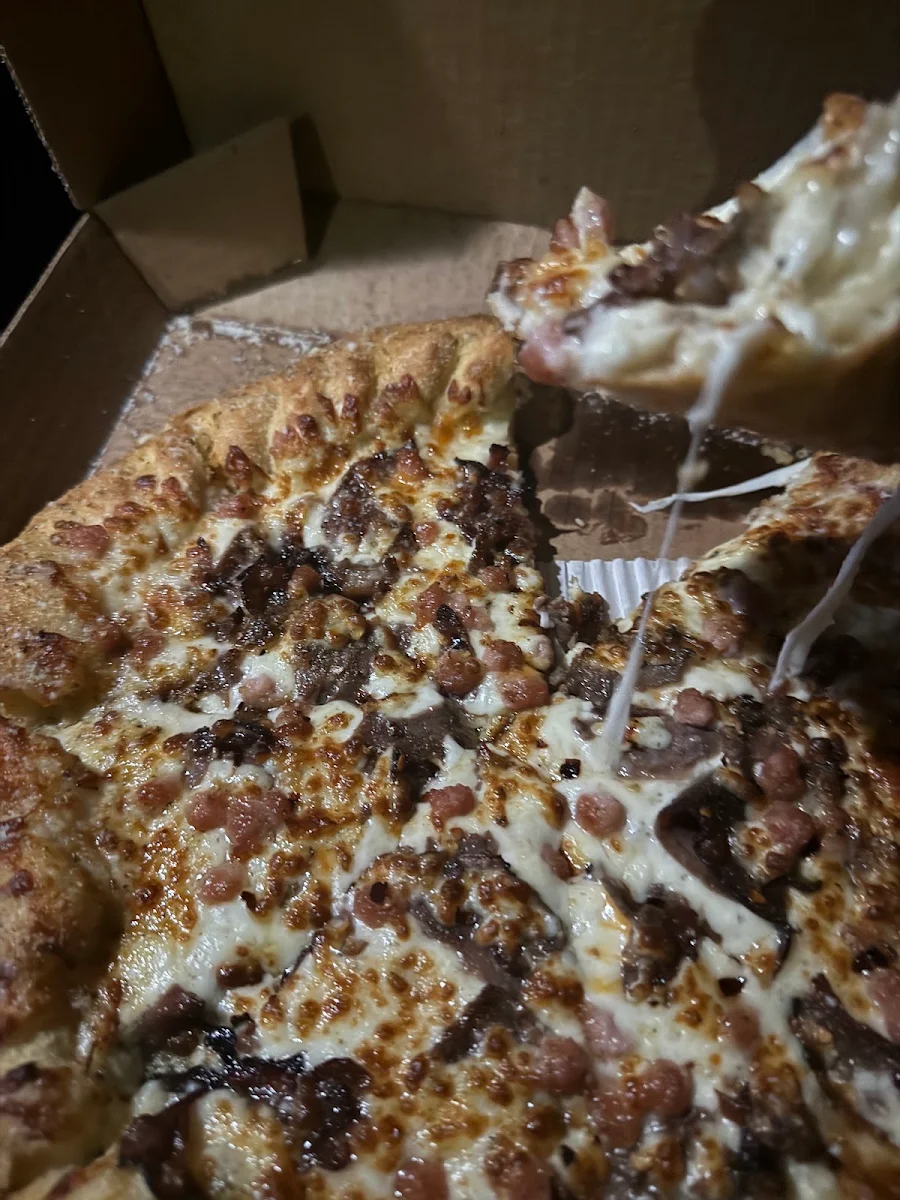 Donair Pizza, Domino's Pizza