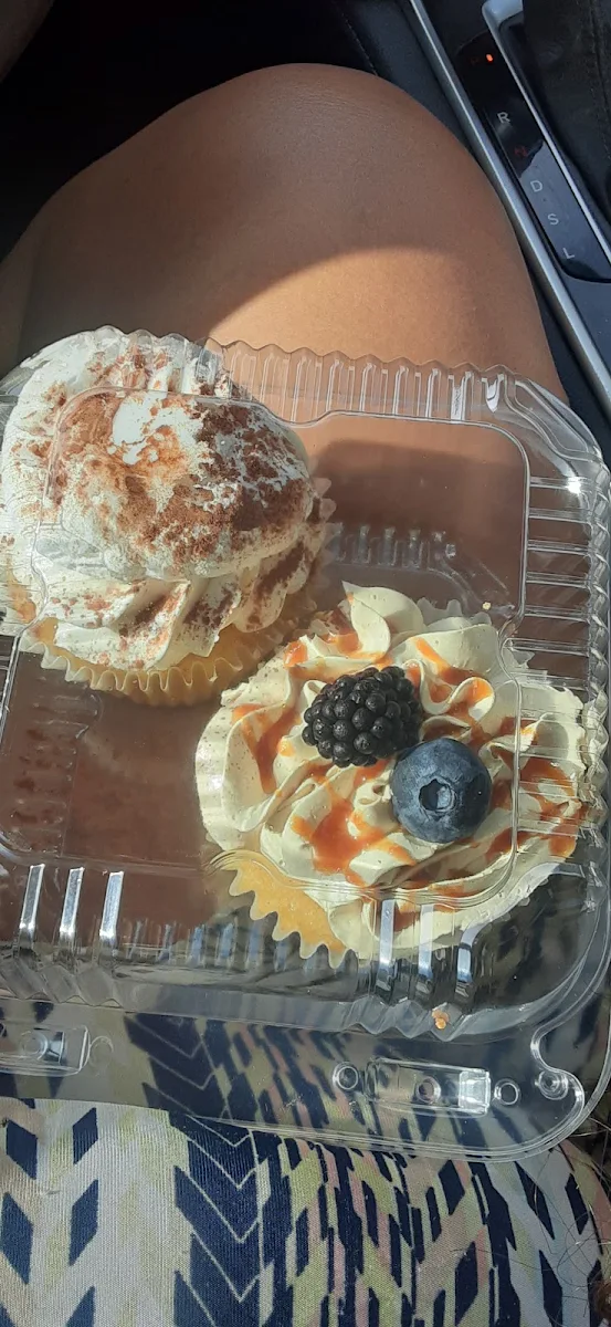Creme Brulee Cupcake and Tres Leches Cake