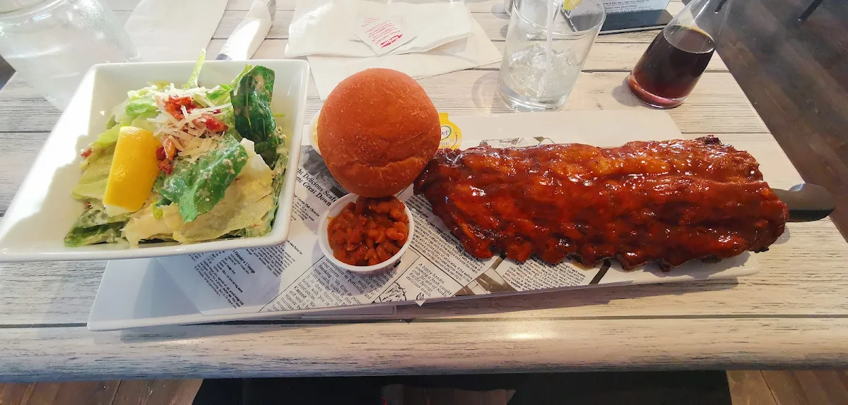 Rolling Cove Ribs, Ragged Rocks Gastropub