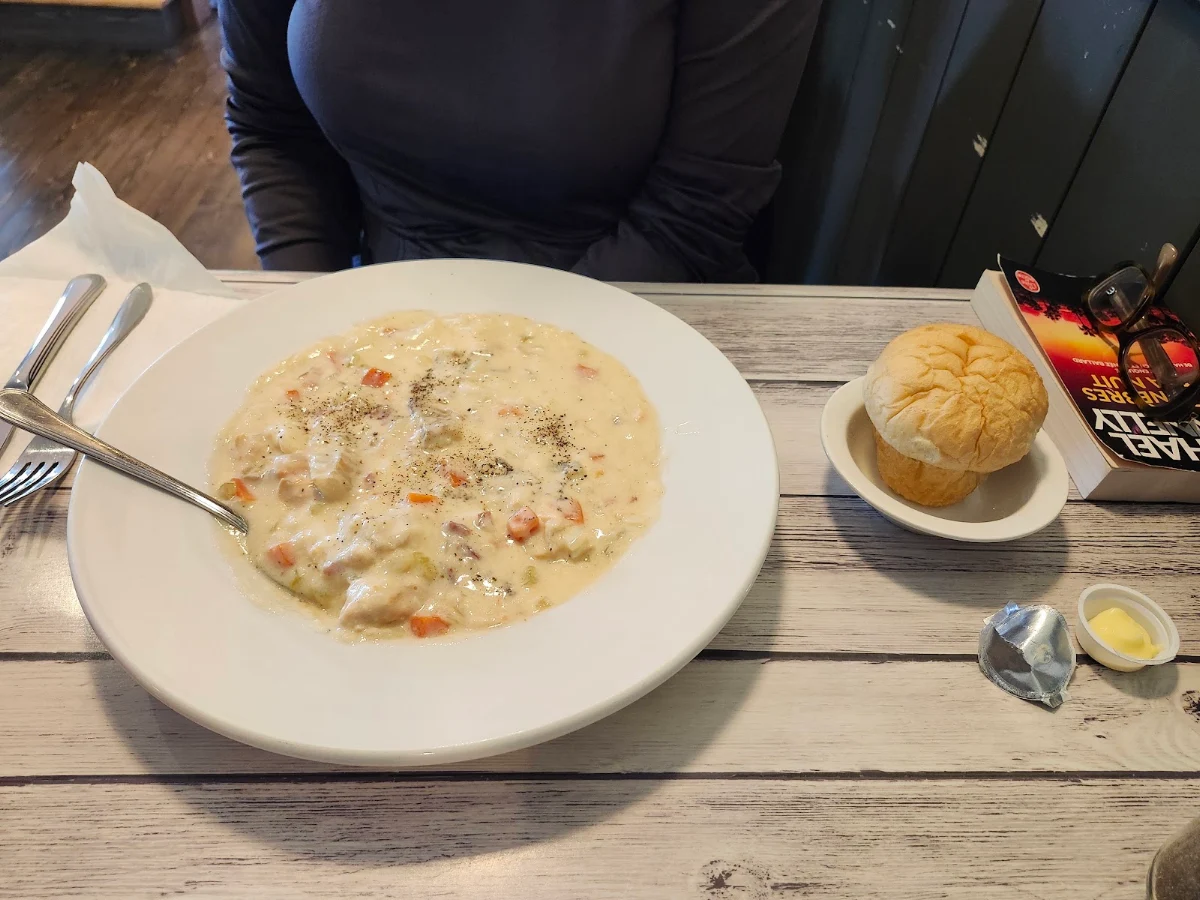 Seas the Day Chowder Mea, Ragged Rocks Gastropub