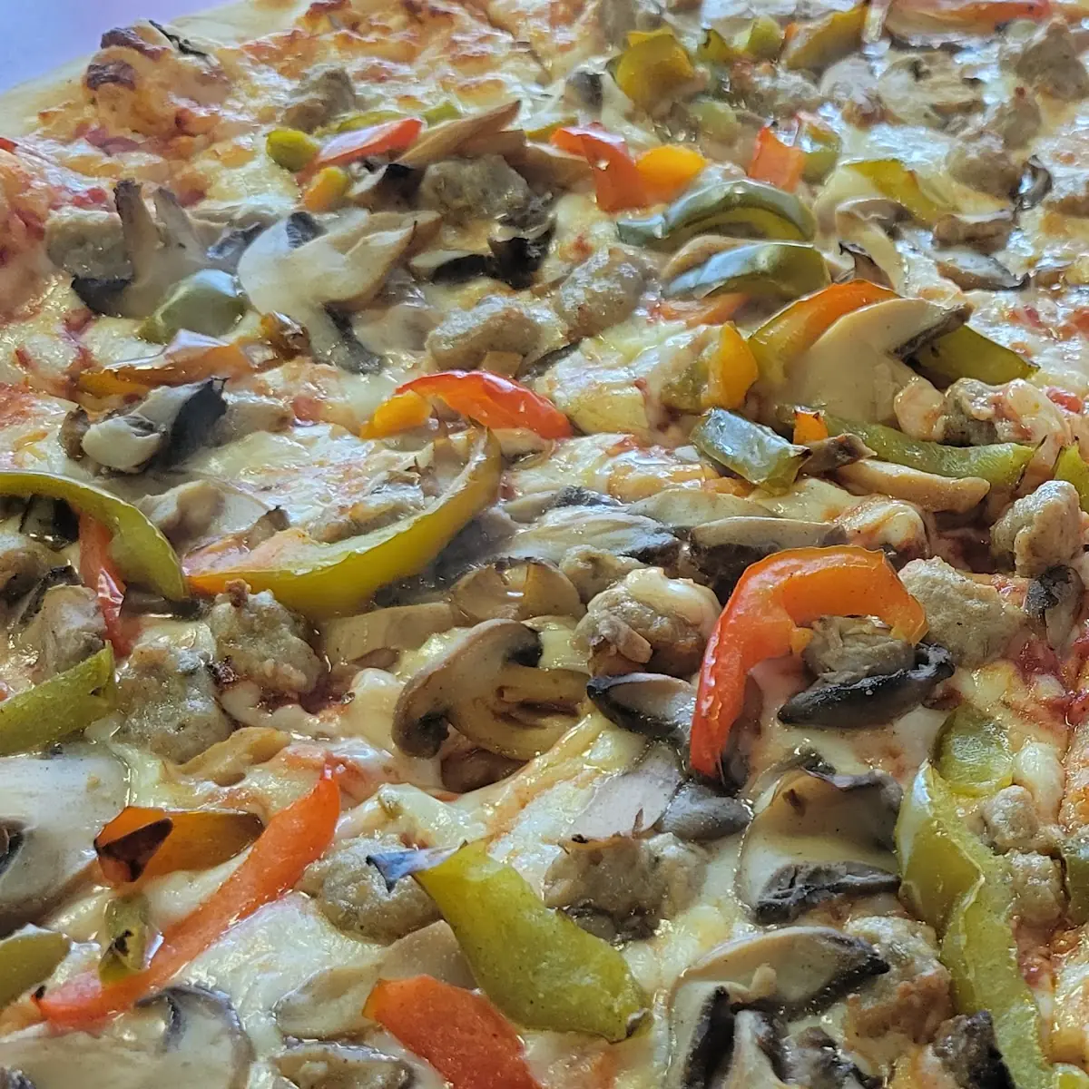 Frozen Peppers Canned Mushroom Pizza
